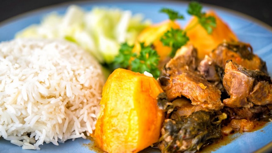 traditional Cuban dishes prepared during a cooking workshop
